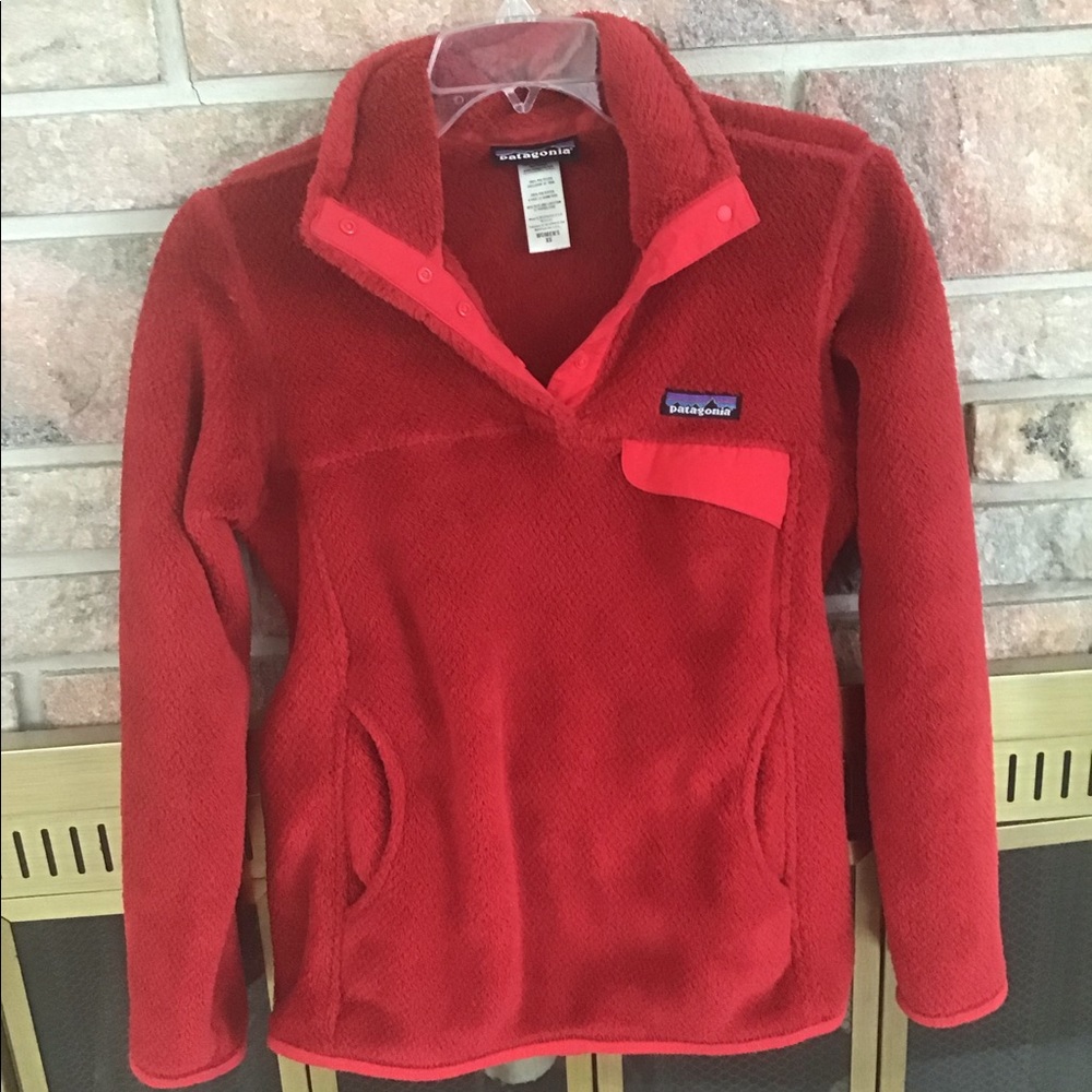 Red Patagonia Pull-over